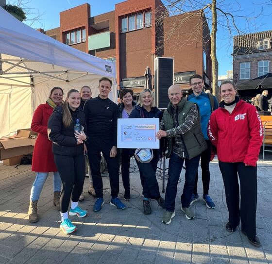Mooie opbrengst uit de Drechtstadloop voor de dialyseafdeling